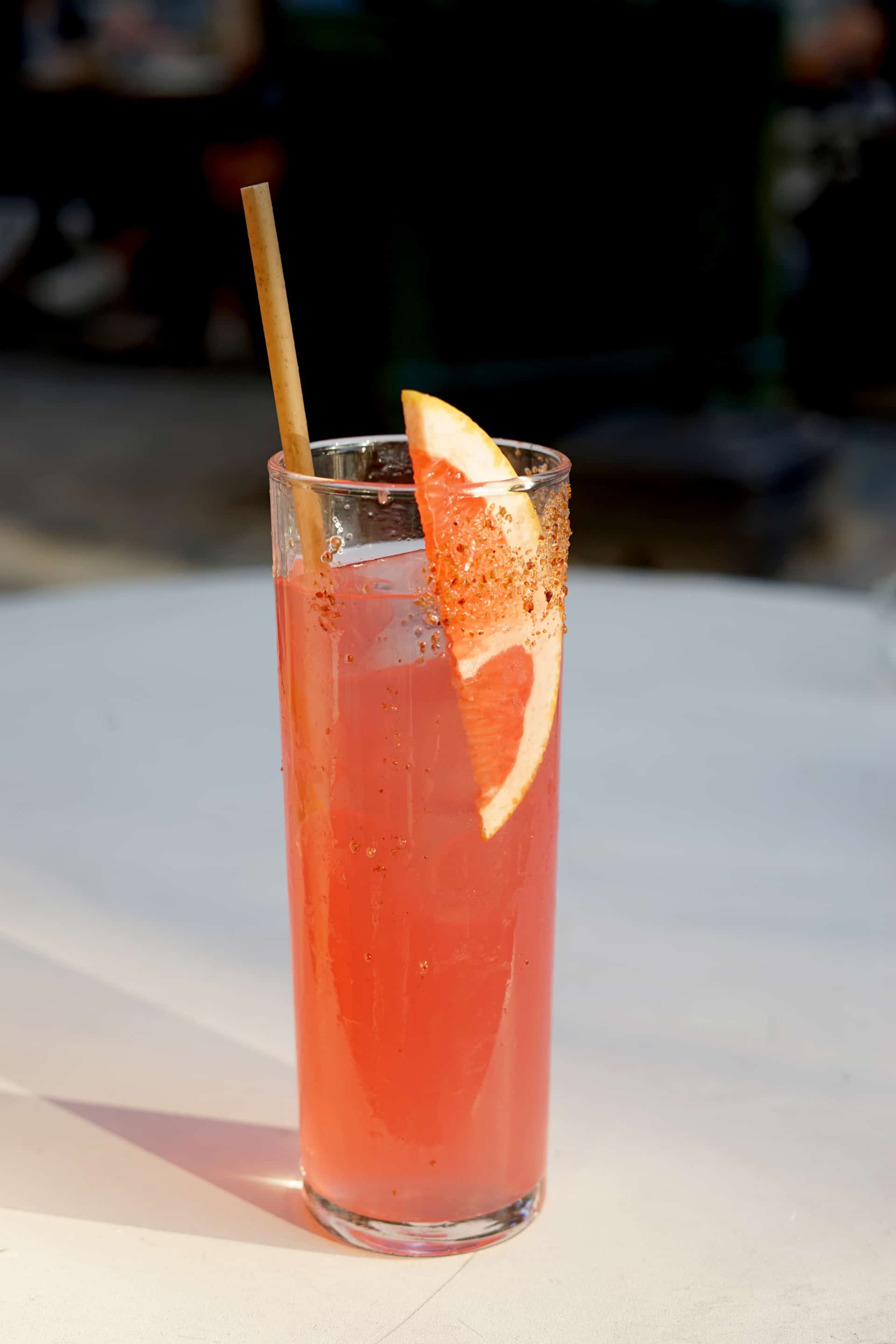 YAYA-SECRETAN-TERRASSE-1